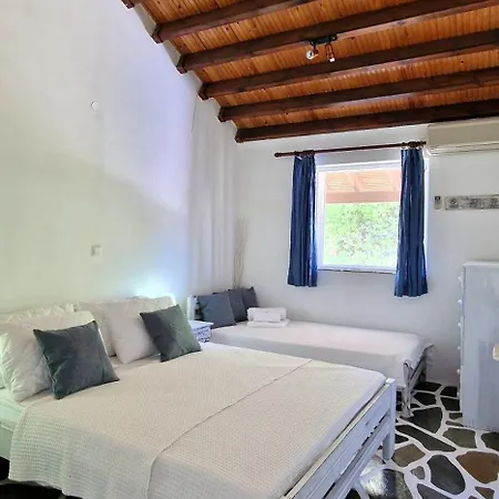 別荘 Politika House